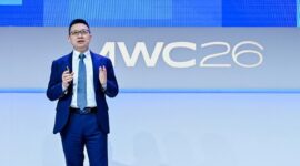 York Yue, Vice President of Huawei and CEO of ISP & Media BU, delivering an opening speech