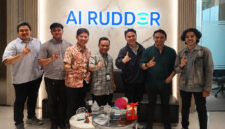 Kolaborasi tim Adira dan tim AI Rudder